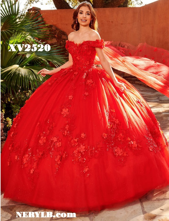 XV2520 Quinceañera