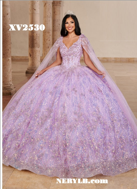 XV2530 Quinceañera