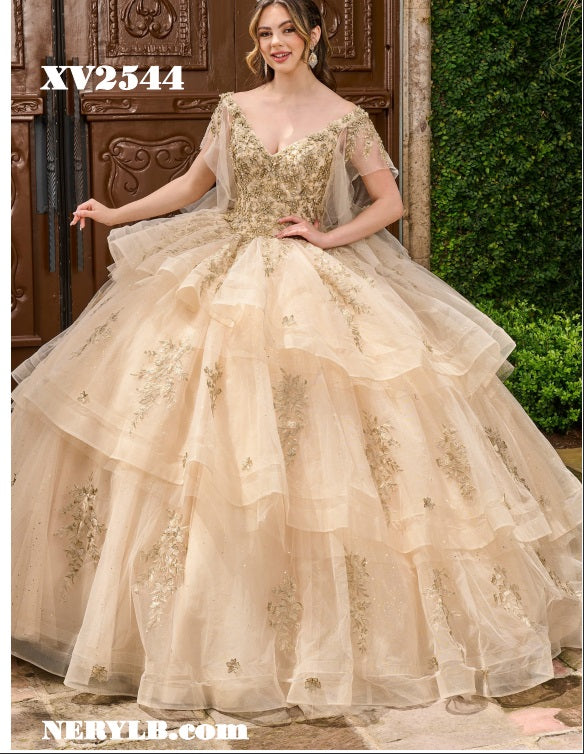 XV2544 Quinceañera