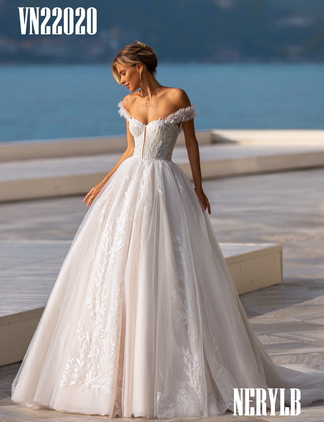 VN22020 Corset Wedding dress/ Vestido de novia de corset – Nery LB