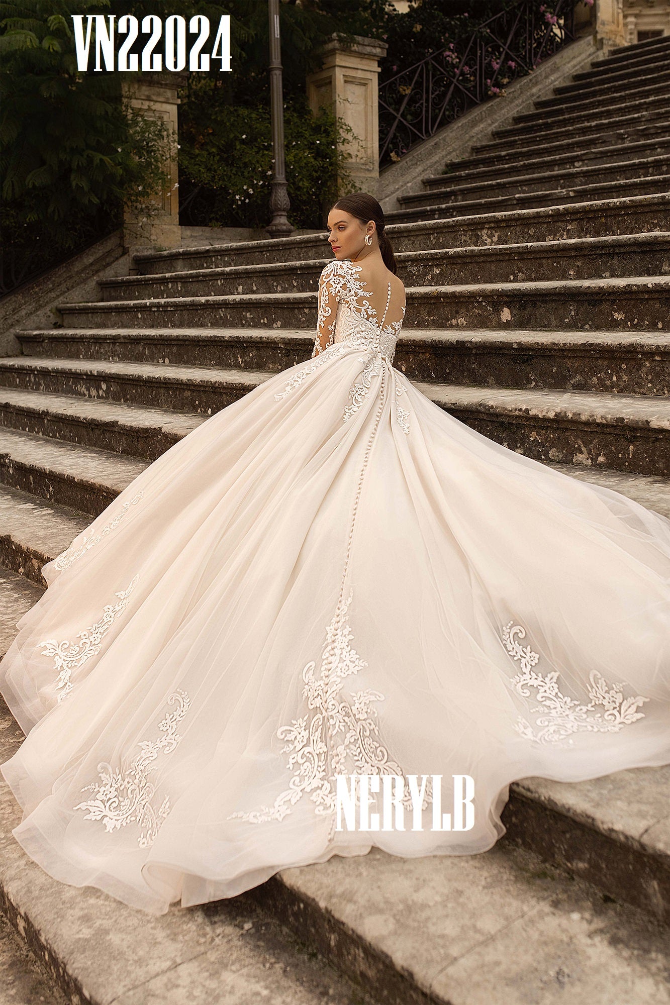 VN22024 Luxurious wedding dress / Lujoso Vestido de Novia