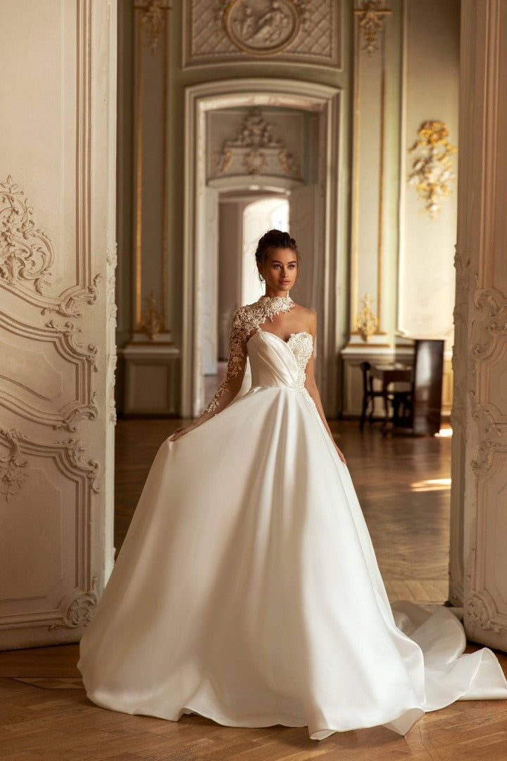 VN23030 Spectacular wedding dress One shoulder/ Espectacular vestido de novia un hombro