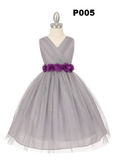 P005 tulle and flower sash flower girl dress / Vestido de niña de tul y cinturon de flores