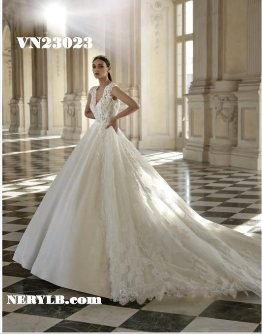 VN23023 Wedding dress long lace skirt/ Vestido de Novia larga falda de encaje