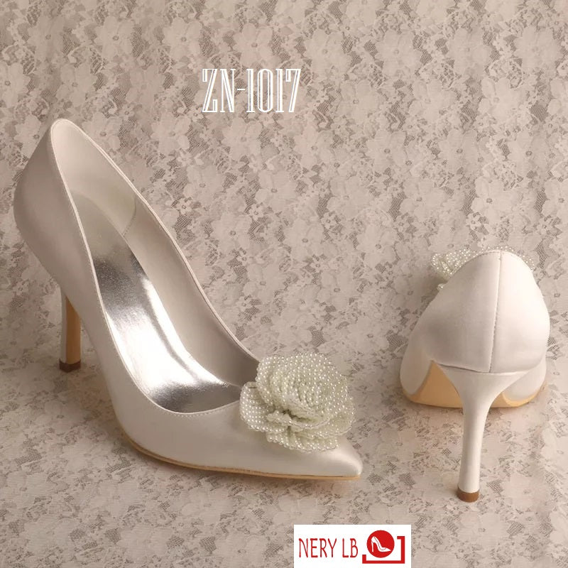 Bridal Pumps with Pearls Flower  /Zapatillas de Novia con Flor de perlas ZN-1017