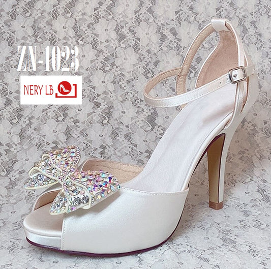 Satin Bridal Shoe with rhinestone bow  /Zapatillas de Satin con moño de cristales ZN-1023
